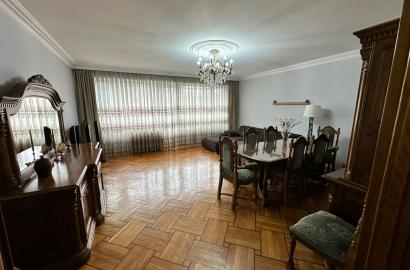 Satılık Daire Batum Chavchavadze Caddesi – 114 m² | Eski Bina | Merkezi Konum